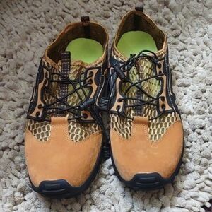 New Fashion EU size 44 Women's 12 Men's 11 orange suede vented water shoe adjust